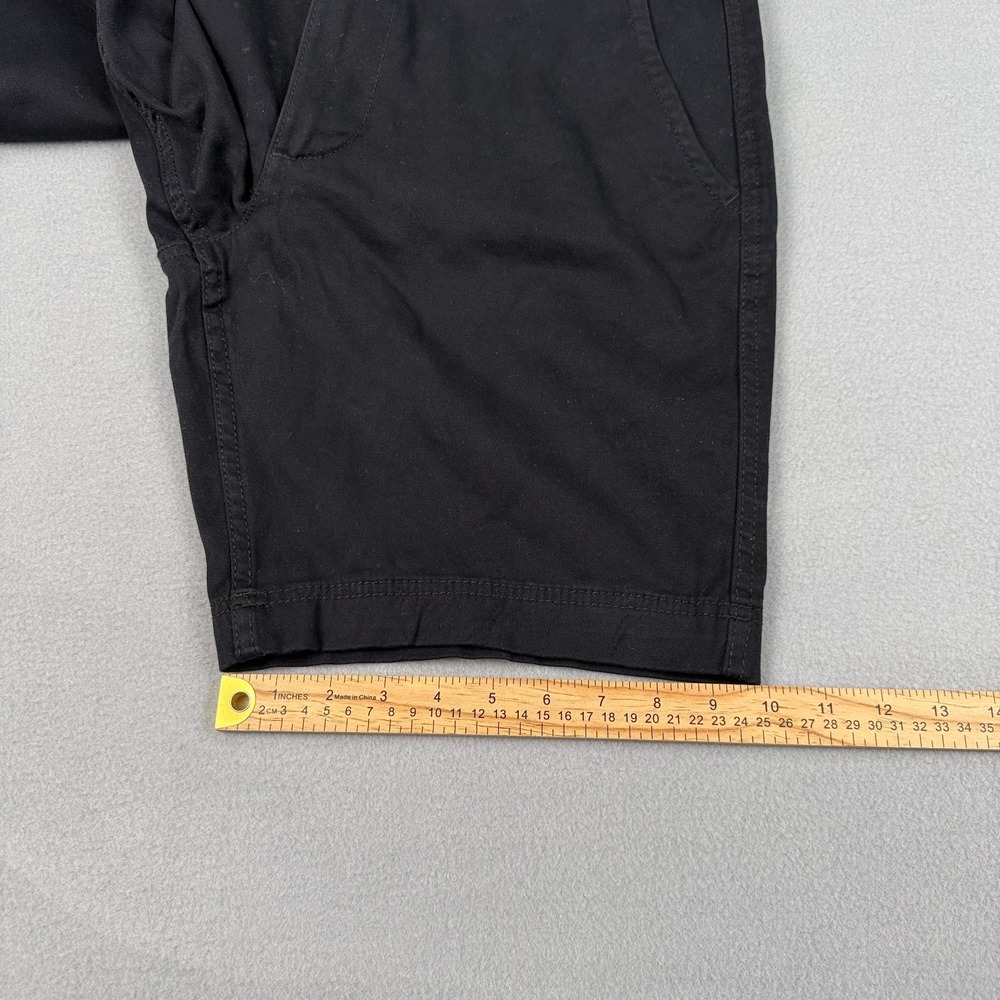 St Johns Bay Shorts Mens 32 Black Flat Front Chino Comfort Stretch 9" Inseam NWT - Picture 10 of 10
